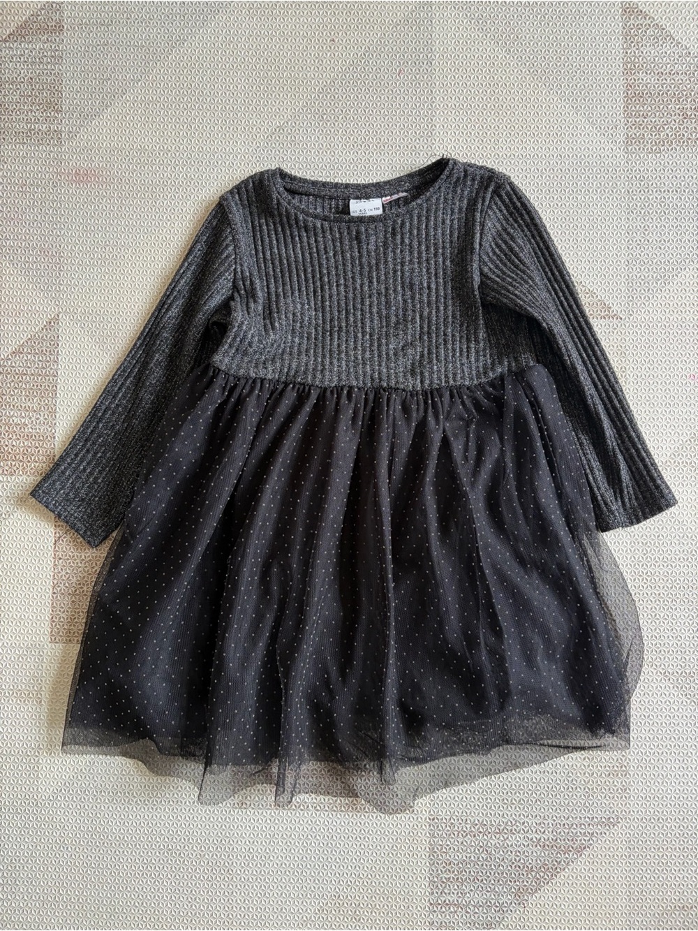 Zara Gray and Black Ribbed Tiered Fit, Long Sleeve Tutu Dress (4/5)